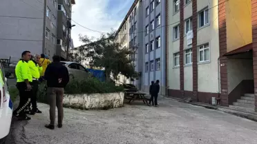 Zonguldak'ta Genç Adam 5. Kattan Atladı