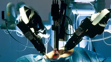 Dr. Adnan Arslan: 'Robotik cerrahi, genel cerrahide hata payını minimize eden bir devrim'