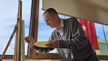 Emekli Usta Resim Tutkusuyla Sergi Açtı