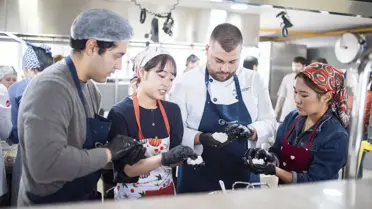 Japon Öğrenciler Türk Mutfağını Öğreniyor