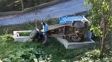 İnebolu'da Tarım Aleti Devrildi: Sürücü Yaralandı