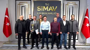 Simav Voleybol Takımından Şampiyonluk