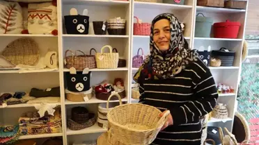 Yalova Kaplıcalarında Atık Kağıtla Sepet Üretimi