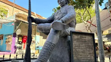 Aydın'da Efe Heykeline Zarar Verildi