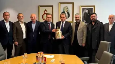 Alucra Vakfı, Dursun Özbek'i Ziyaret Etti