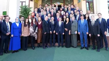 Bakan Tekin Taşkent Türk Okulu'nu Ziyaret Etti