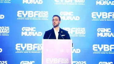 Bakü'de Genç İş İnsanları Forumu Düzenlendi