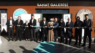 Kayseri'de 'Bi' Dünya Sanat' Sergisi Açıldı