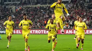 Fenerbahçe, Beşiktaş Derbisine Hazırlanıyor