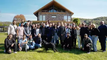 Güller ve Günahlar Ekibi Setten Görüntü Paylaştı