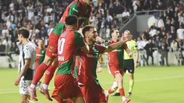 Karşıyaka - Uşakspor Zirve Mücadelesi