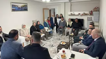 MHP'den Komşu Ziyareti