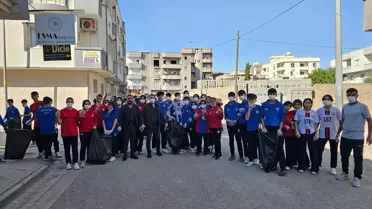 Cizre'de Öğrencilerden Çevre Temizliği