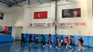 Varto'da Voleybol Kursları Devam Ediyor