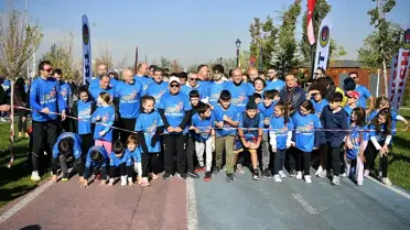 Başkan Büyükkılıç, Türk Eğitim Derneği'nin düzenlediği koşuya katıldı