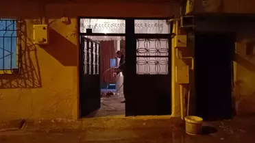 Alkollü adam evini ateşe verdi