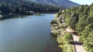 Gölcük Tabiat Parkı'nda Sonbahar Manzarası