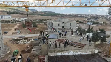 Gaziantep'te Konut Projesinde Son Kalıp Yerleştirildi