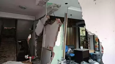 Sındırgı'daki Depremler Esnafı Derinden Etkiledi