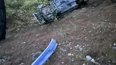 Muğla'da Tek Taraflı Kaza: Sürücü Kurtarıldı