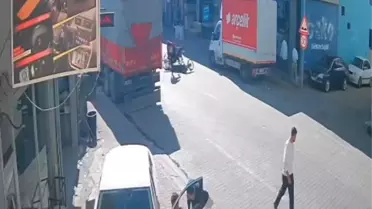 Adana'da İki Motosiklet Kazası: 5 Yaralı