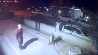 Adana'da Bisiklet Hırsızlığı Güvenlik Kamerasında