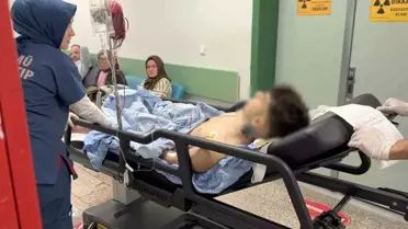 Bıçaklı Saldırı: 20 Yaşındaki Genç Hastanelik Oldu