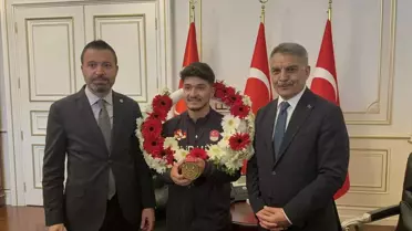 Yozgat, Şampiyon Halterciyi Karşıladı