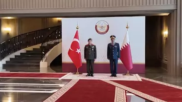 Bayraktaroğlu Katar'da Resmi Temaslarda Bulundu