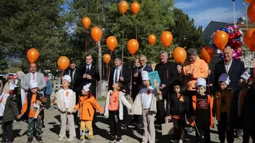 Karabük'te ana sınıfı öğrencileri lösemi hastaları için gökyüzüne balon bıraktı