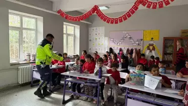 Kargı'da öğrencilere 'Trafik Dedektifleri' eğitimi verildi