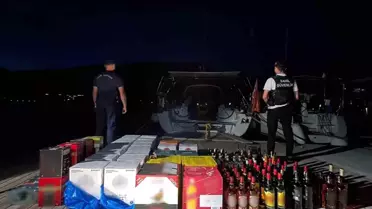 Sahil Güvenlik'ten Kaçak İçki ve Silah Operasyonu