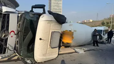 Sarıyer'de Beton Mikseri Devrildi