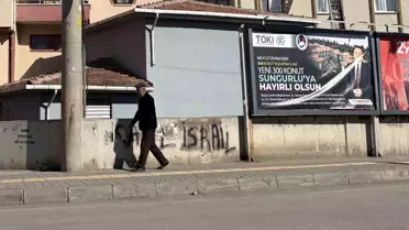 Savunma sanayisi merkezi haline gelen ilçede TOKİ konutları için bilboardlı teşekkür
