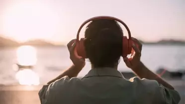 Müzik Dinlemek Demans Riskini Azaltıyor