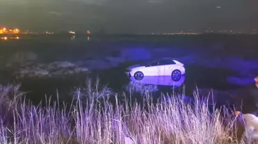 Su Birikintisine Düşen Sürücü Kurtarıldı