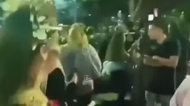 Belediye Başkanı, festivalde konuştuğu sırada vurularak öldürüldü