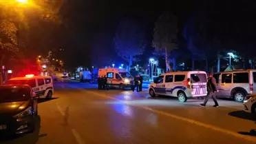 Parkta Bıçaklı Kavga: Yaralı Var