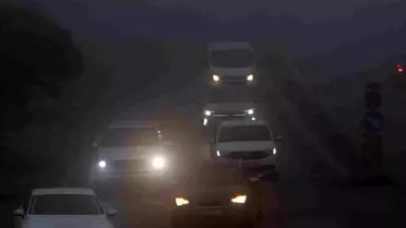 Edirne'de Yoğun Sis Görüş Mesafesini Düşürdü