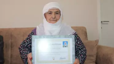 Eşinin sözünden etkilendi! Emine Teyze 88 yaşında okuma-yazma öğrendi