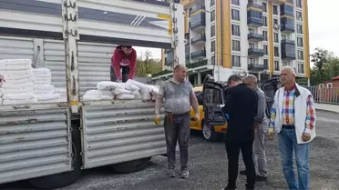 Eynesil'de Çiftçilere Tarım Kireci Dağıtıldı