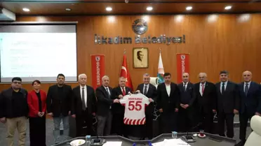 Samsun'da İlkadım Belediye Meclisi Toplantısında Sermaye ve Spor Desteği