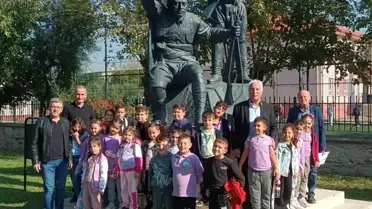 Öğrencilerden Yörük Ali Efe’ye Ziyaret