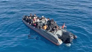 İzmir'de 28 Düzensiz Göçmen Yakalandı