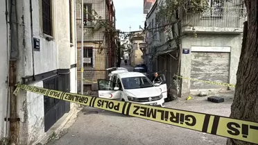 İzmir'de Yol Verme Kavgasında Silahlı Saldırı