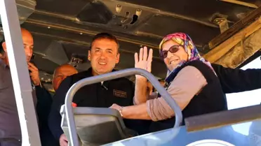 Sebahat Teyze Yolda Asfalt Attı