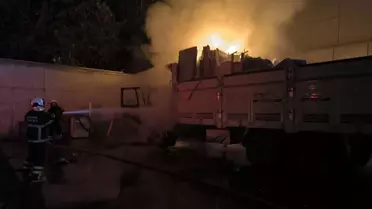 Niksar'da Kamyon Yangını