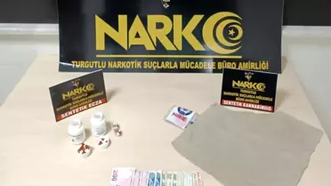 Manisa'da Uyuşturucu Operasyonu: 3 Tutuklama