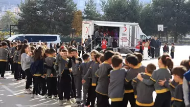 Kızılay Haftası'nda 4280 Çocuğa Sıcak Çorba