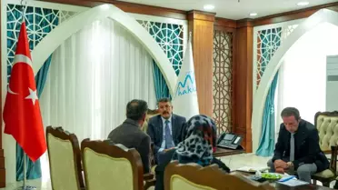 Vali Çelik, Vatandaşları Dinlemeye Devam Ediyor